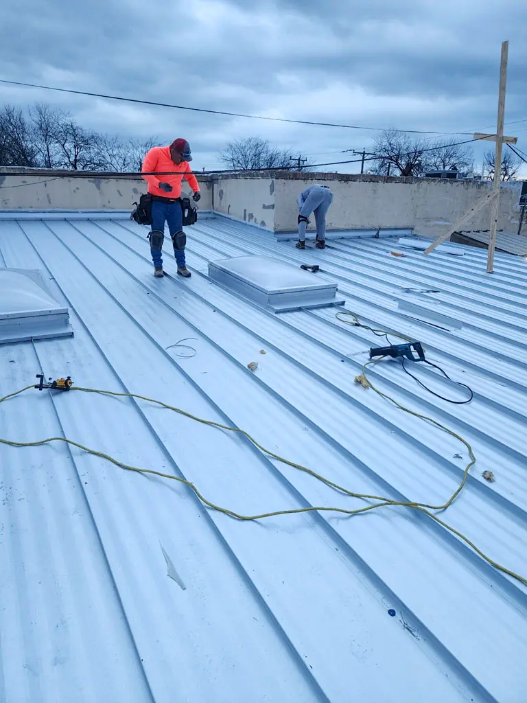 Commercial metal roof installation